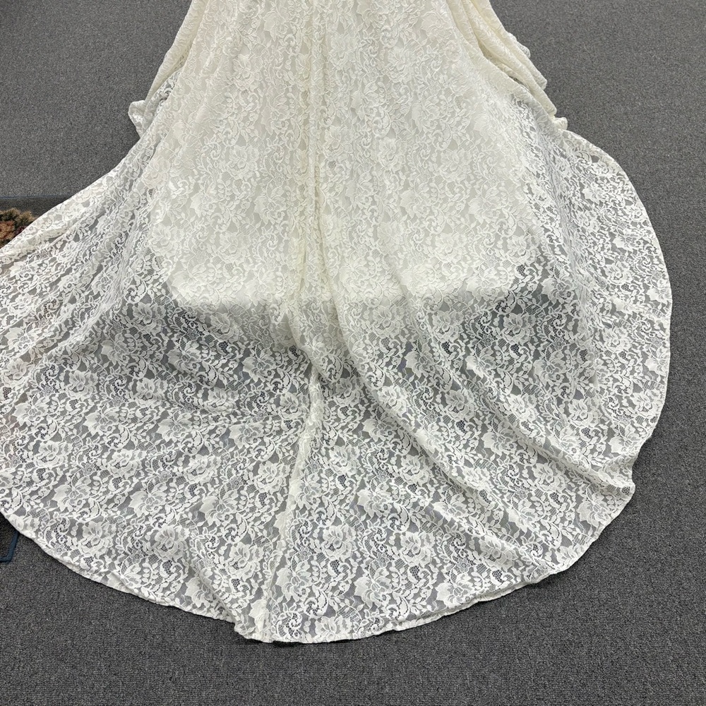 Allure Wedding Dress– Style R3704 - Picture 6 of 9